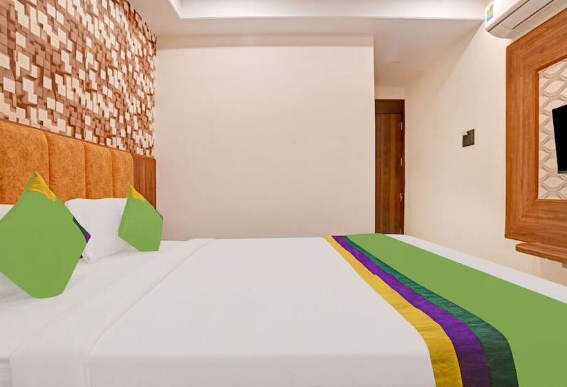 Отель Treebo Merit