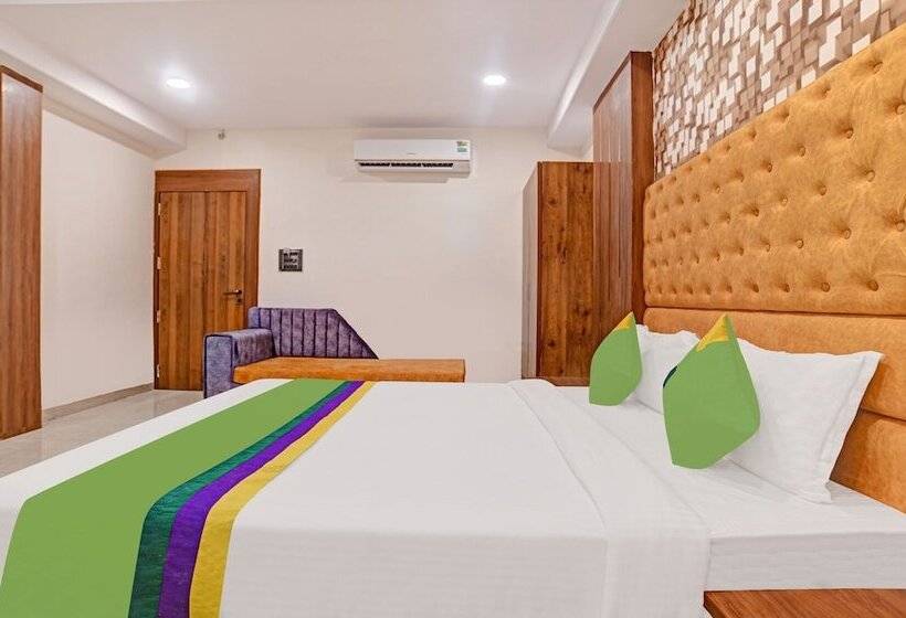 Отель Treebo Merit