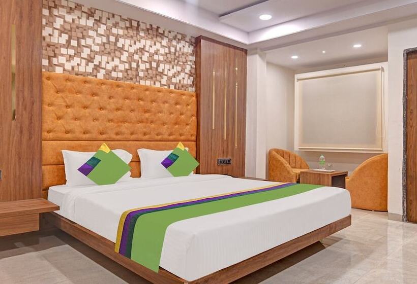 Отель Treebo Merit