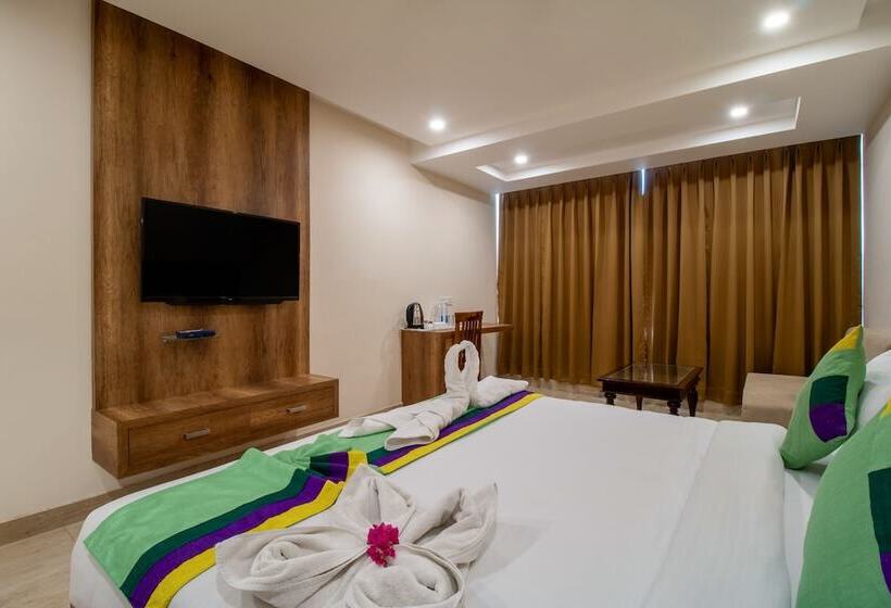 Hotel Treebo Sonal Palace, Near Umaid Bhawan Palace