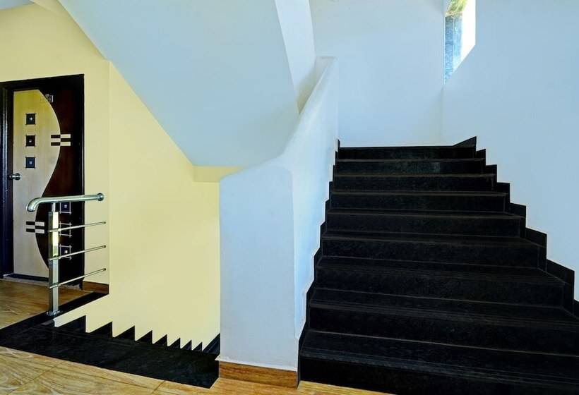 Hotel Treebo Ss Residency, Dapoli