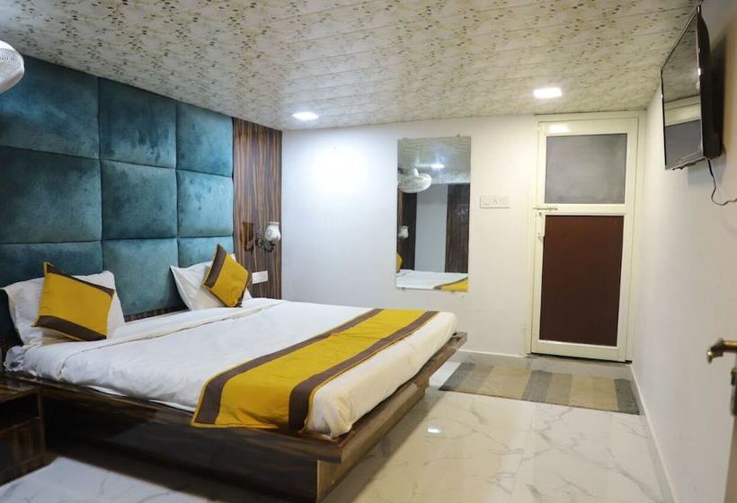 Отель Virasat Palace By Grb