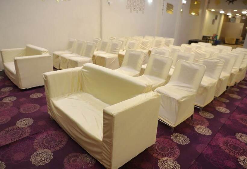 Отель Virasat Palace By Grb