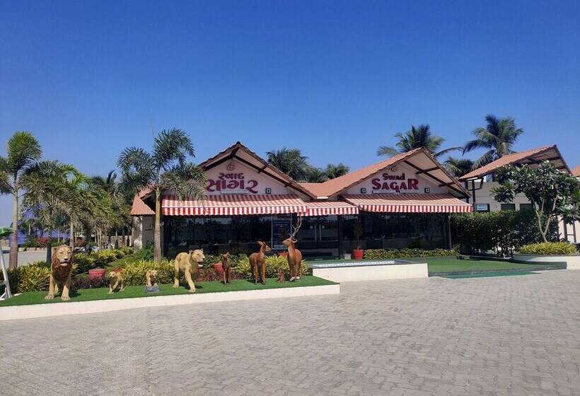 Hotel Vits The Somnath Gateway