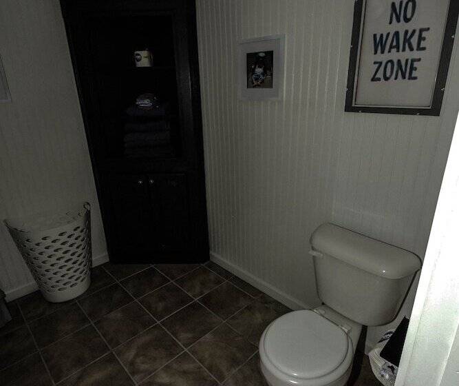 فندق Willow Springs Marina