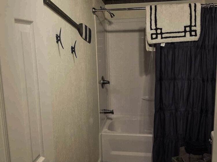 فندق Willow Springs Marina