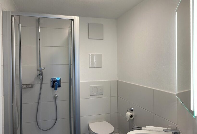 هتل Zum Bayrischen Wirt