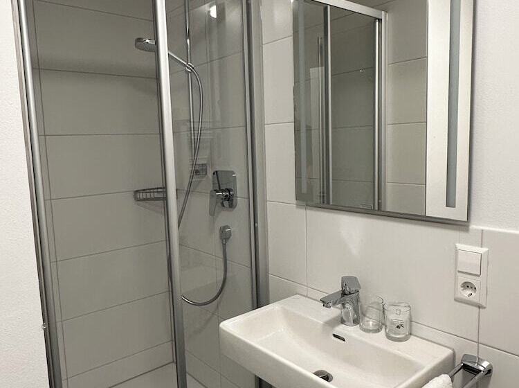 هتل Zum Bayrischen Wirt