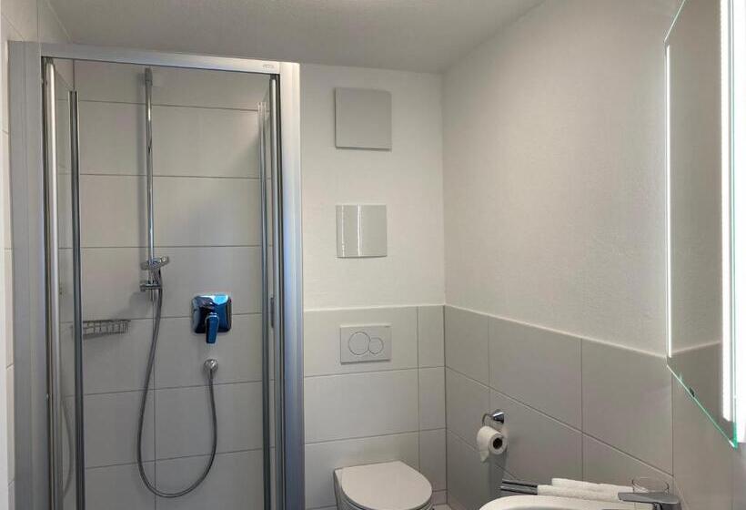 هتل Zum Bayrischen Wirt