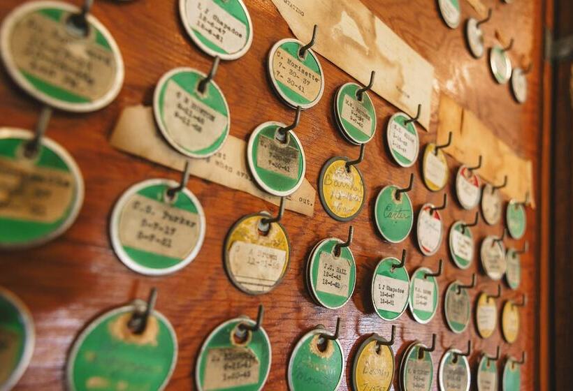 Iron Horse Inn Bed & Breakfast