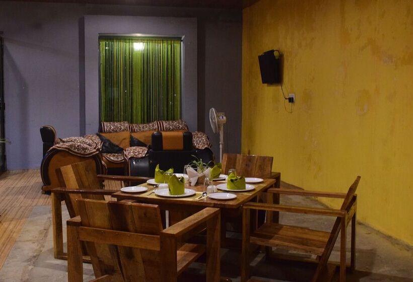 Istaqbal Hotel Mukki