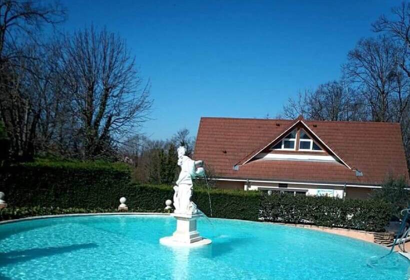 Jardins Du Castel Gîtes Annick Et J Paul