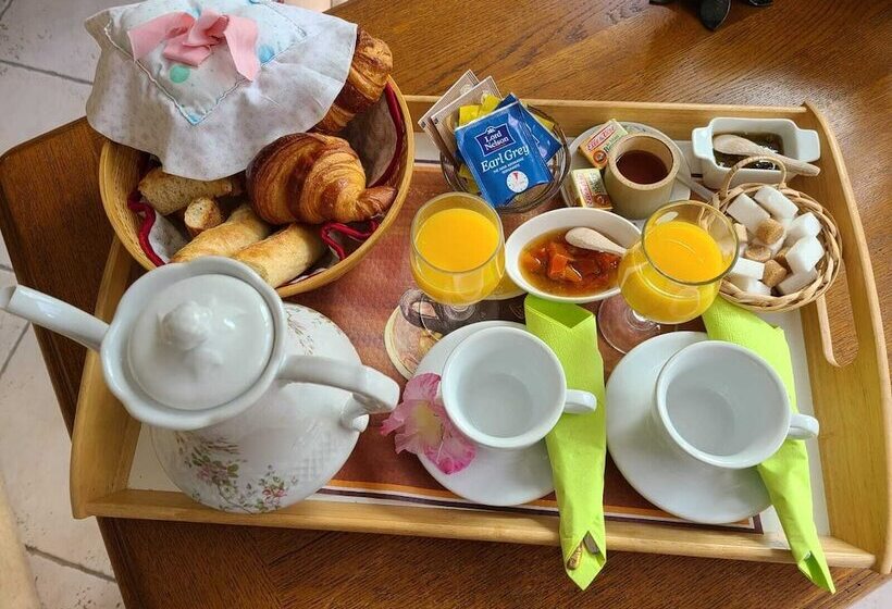 Jardins Du Castel Gîtes Annick Et J Paul