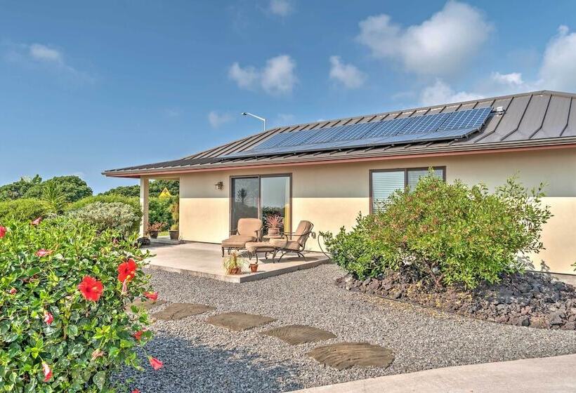 Kona Coast Hideaway W/ Patio & Pacific Ocean Views