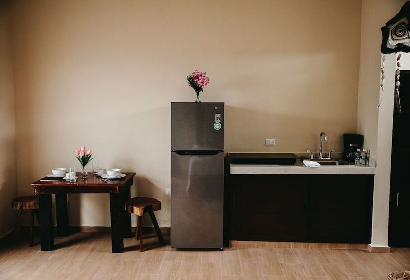 Lechuga De Mar Tulum With Pool And Beach Club Access