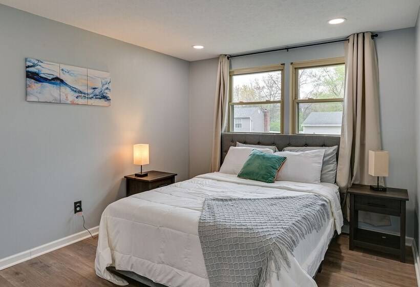 Louisville Home W/ Fenced Yard: 10 Mi To Downtown!