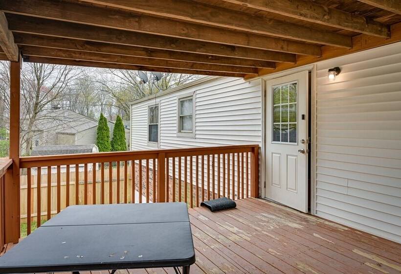 Louisville Home W/ Fenced Yard: 10 Mi To Downtown!