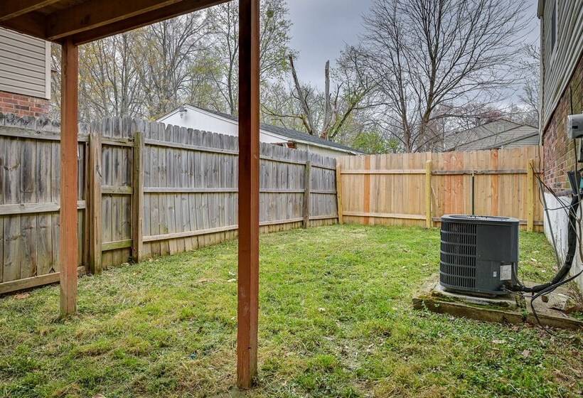 Louisville Home W/ Fenced Yard: 10 Mi To Downtown!