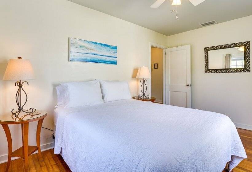 Lovely Panama City Cottage: Walk To Bayside Beach!