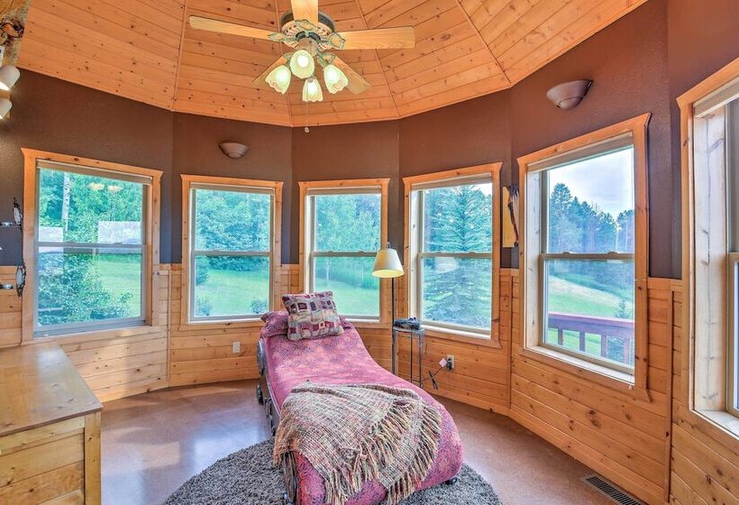Luxe Alpine Cabin W/ Wraparound Deck & Mtn Views!