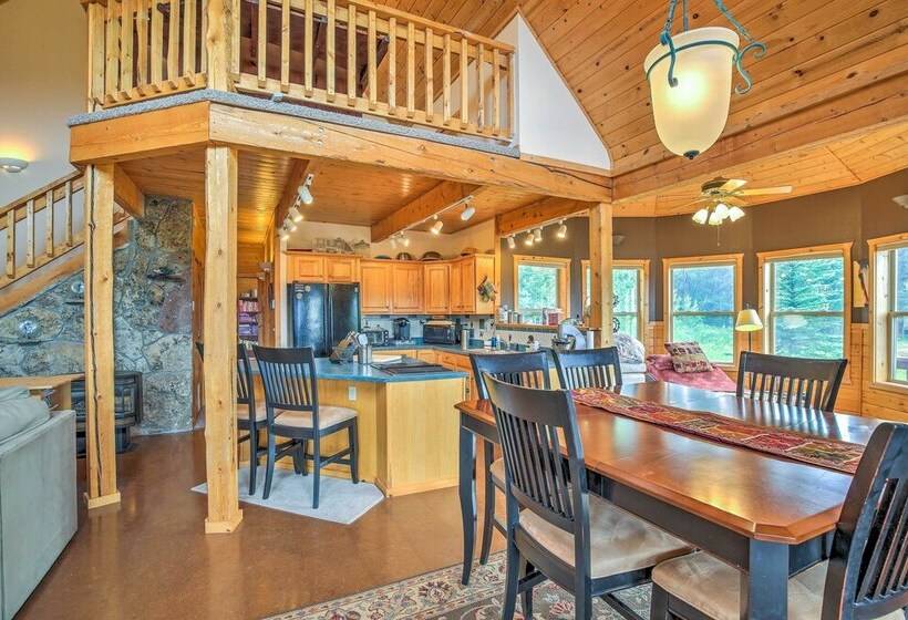 Luxe Alpine Cabin W/ Wraparound Deck & Mtn Views!