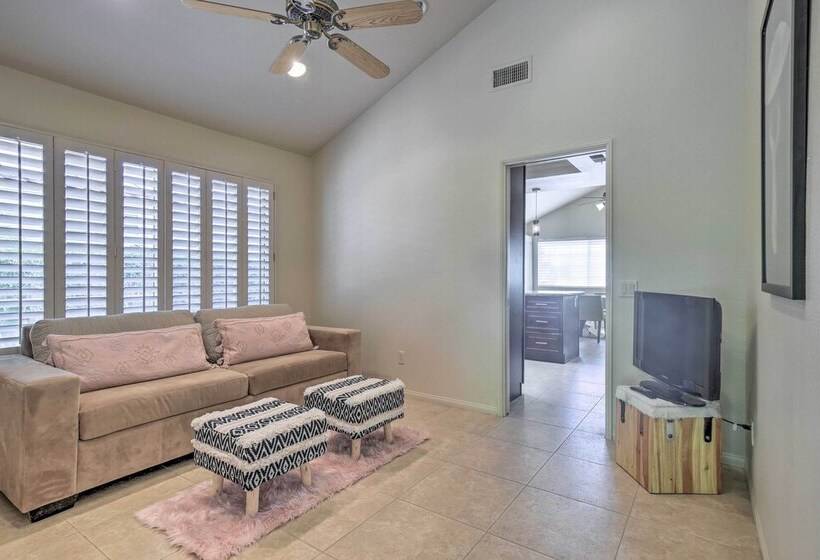 Palm Desert Retreat W/ Private Pool, Near Golf!