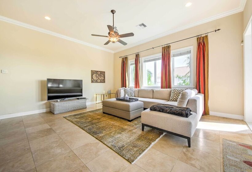 Luxe Wine Country Estate W/ Orchard Facing Balcony