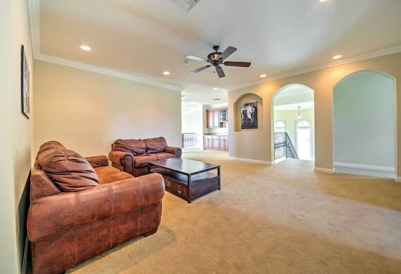 Luxe Wine Country Estate W/ Orchard Facing Balcony