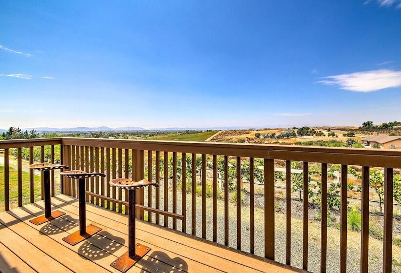 Luxe Wine Country Estate W/ Orchard Facing Balcony
