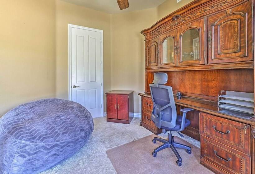 Luxurious Murrieta Retreat W/ Mountain Views!