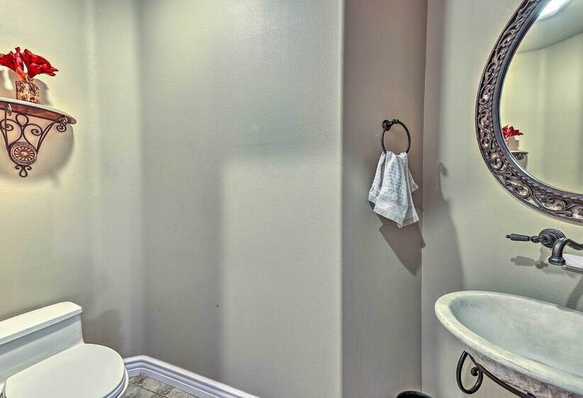 Luxurious Murrieta Retreat W/ Mountain Views!