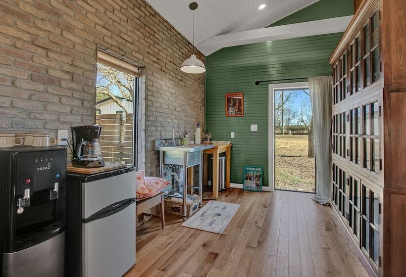 Luxury Cabin Right Across From Albert Dance Hall!