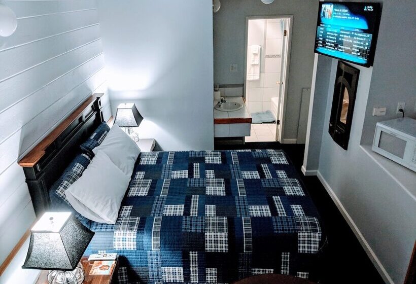 Majestic Rockies Motel