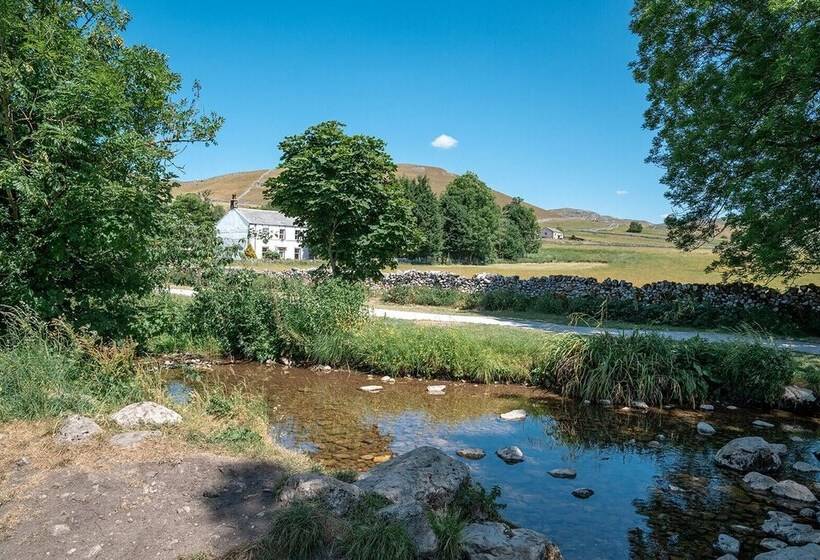 Miresfield Farm Bed & Breakfast