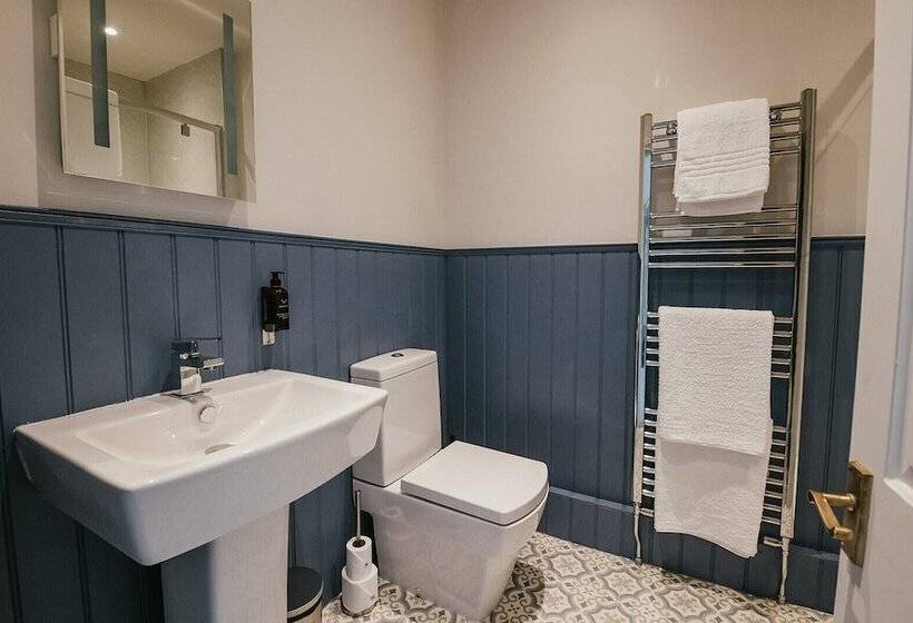 Miresfield Farm Bed & Breakfast