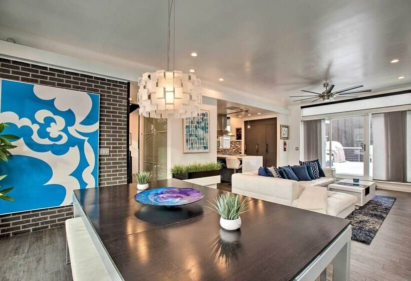 Modern Living In The Mile High City W/ Pano Views!