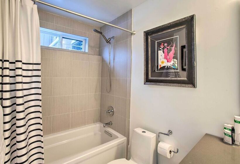 Modern Living In The Mile High City W/ Pano Views!