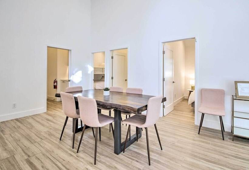 Half Mi To Big Bear Lake: Modern Home W/ Deck