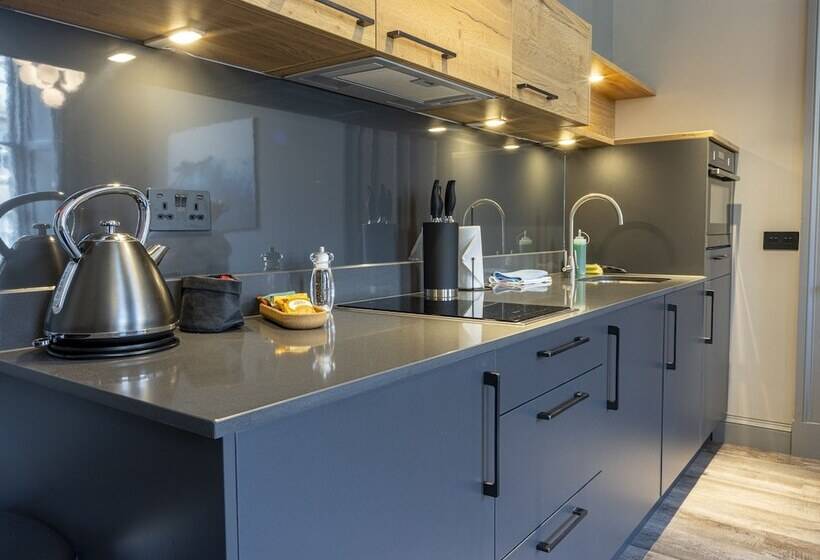 Mono Suites New Town