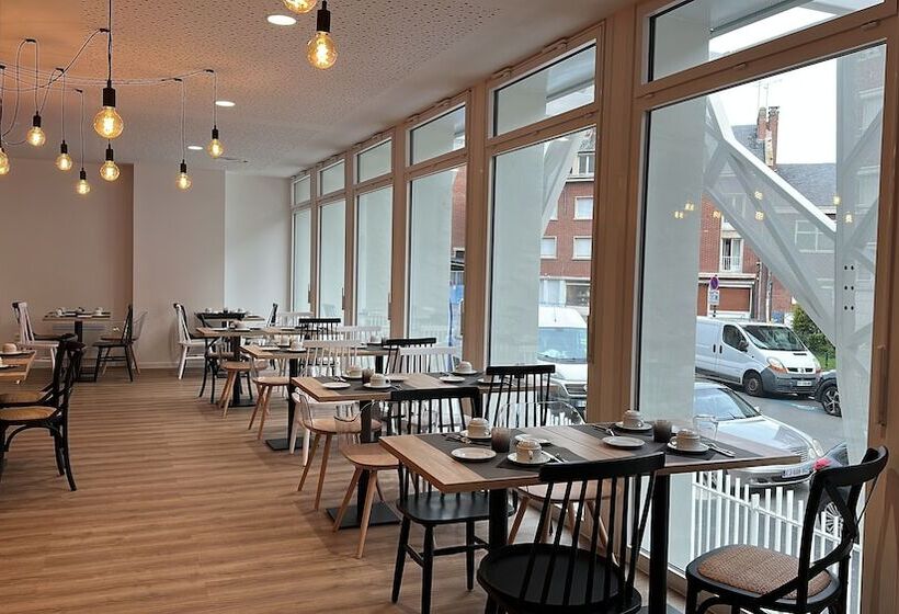 Nemea Appart Hôtel Coliseum Amiens Centre