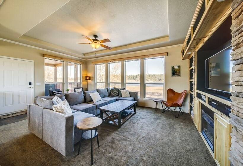 Newport Riverfront Home W/ Deck + Fire Pit!