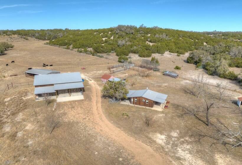 Ohana Ranch Cabin   12 Minutes To Historic Main St