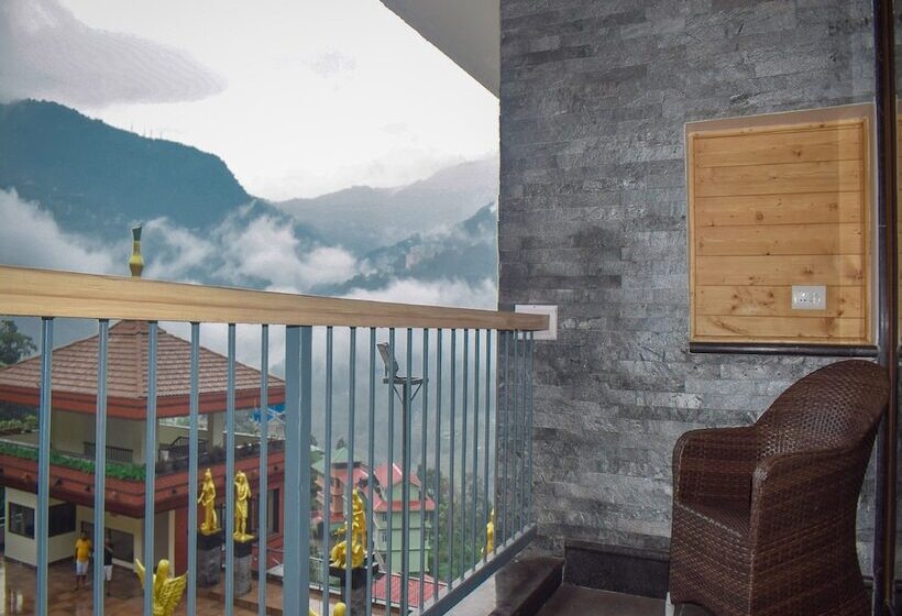 Oro Montana Hotels And Resort