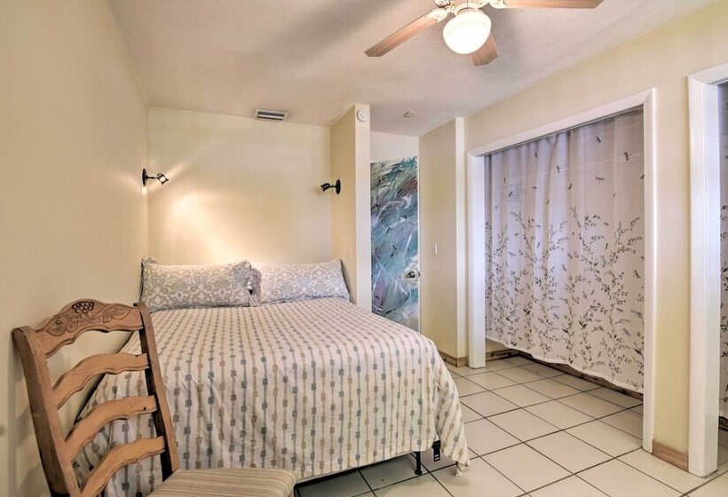 Palm Beach Gardens Apiary Retreat   6 Mi To Beach!