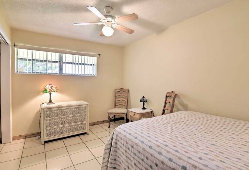 Palm Beach Gardens Apiary Retreat   6 Mi To Beach!