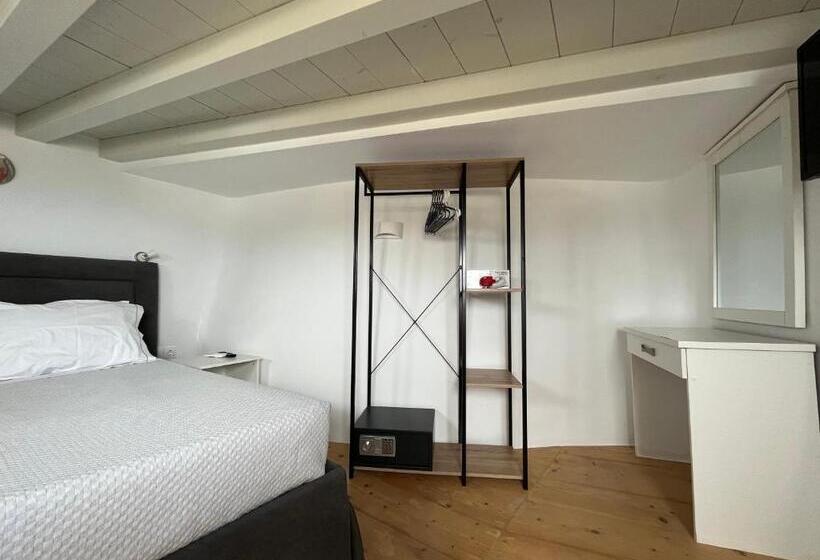 بنسيون Crystal Suites