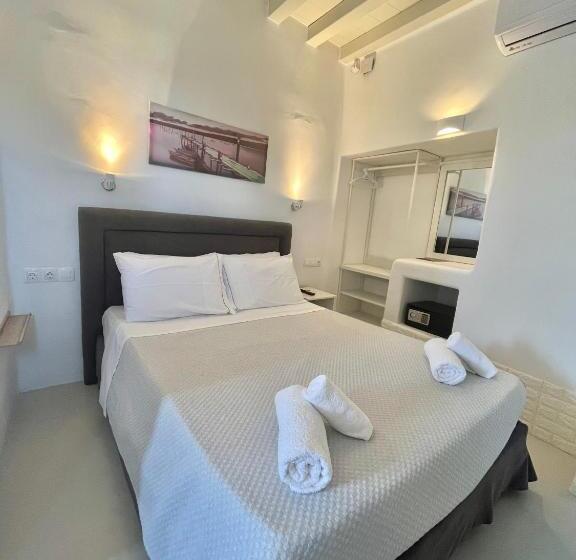 بنسيون Crystal Suites