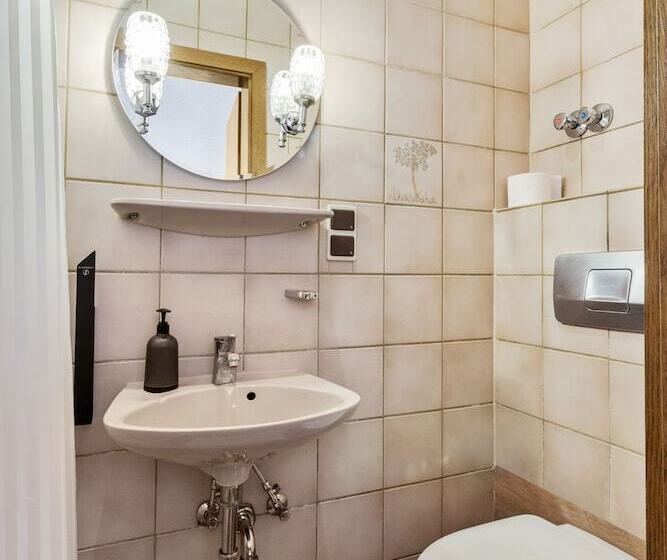 ペンション Family And Friends Hassloch