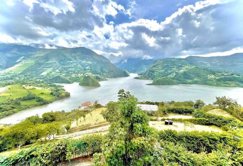 פנסיון La Vista Ecohouse