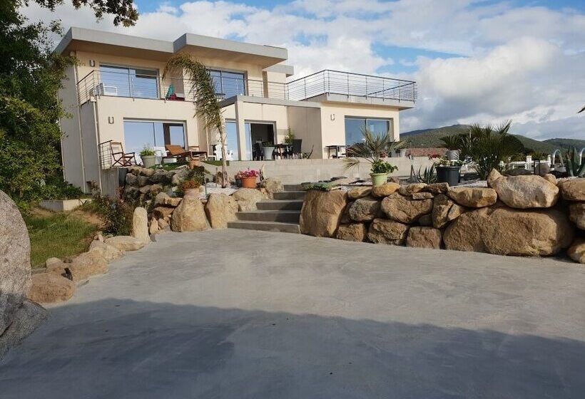 بنسيون Le Rocher